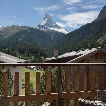Haus Andorra Mit Matterhornblick زيرمات