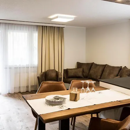 Haus Andorra Mit Matterhornblick * زيرمات