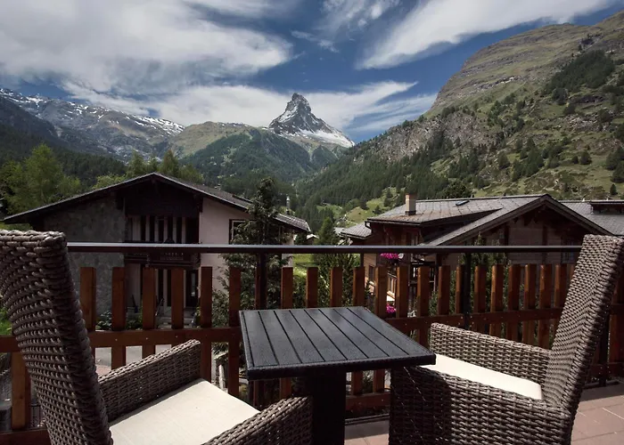 Haus Andorra Mit Matterhornblick Апартаменты
